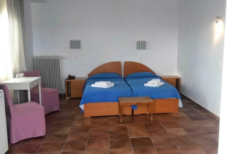 Hotel Roumani Spetses Town Bagian luar foto