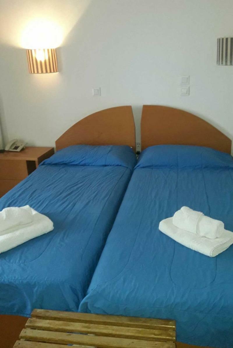 Hotel Roumani Spetses Town Bagian luar foto